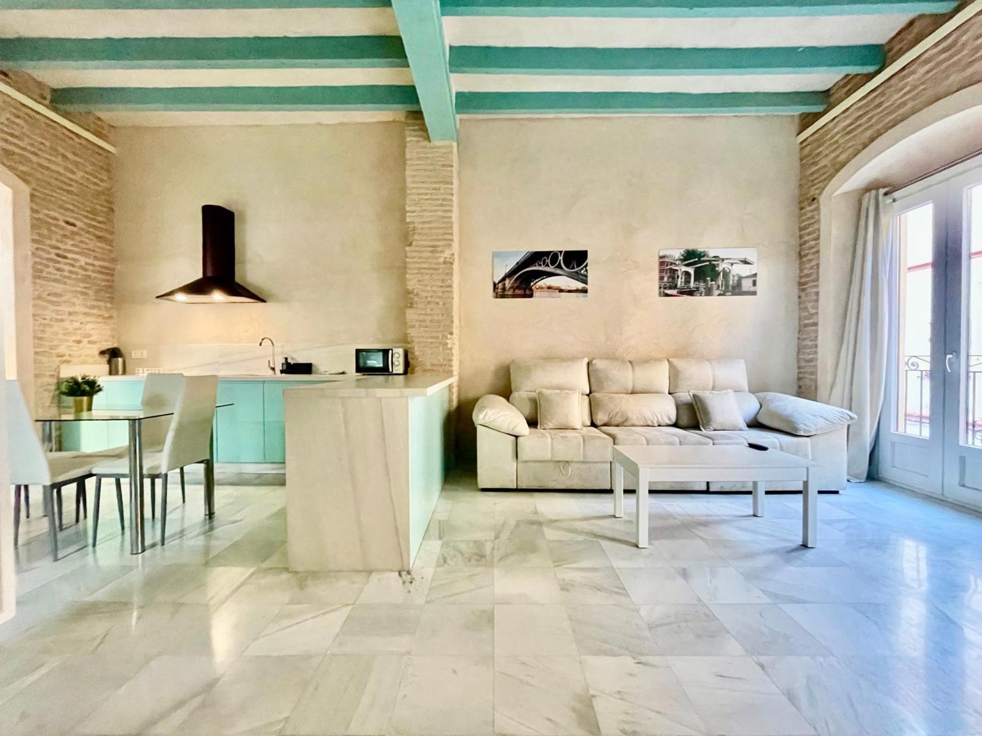 Click Triana Apartment Севілья Екстер'єр фото