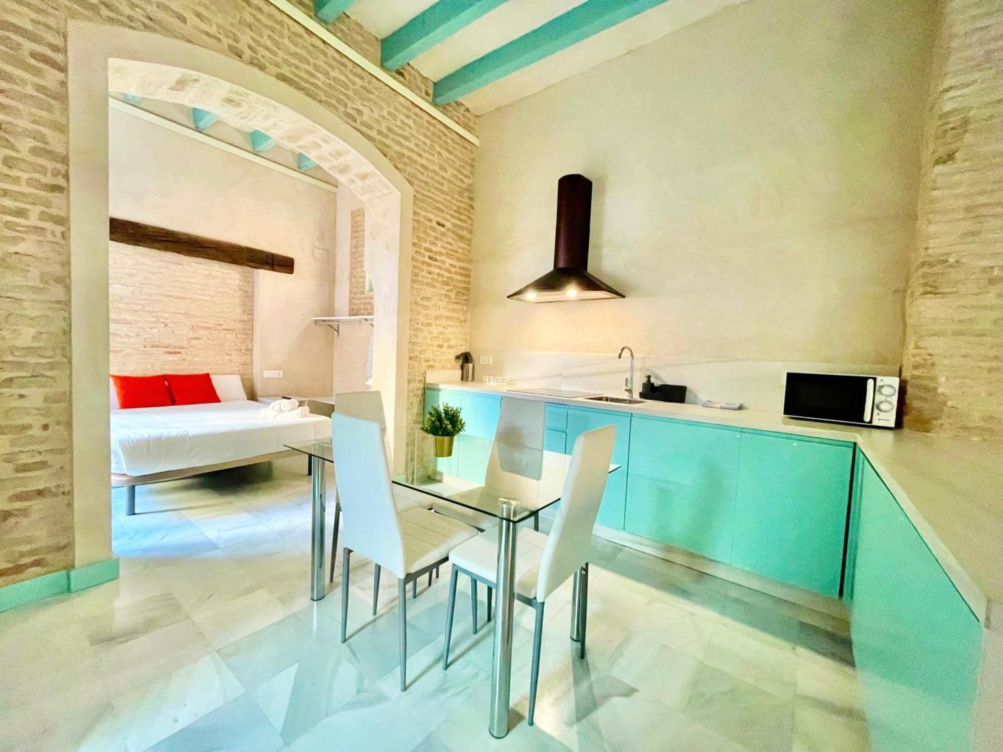 Click Triana Apartment Севілья Екстер'єр фото