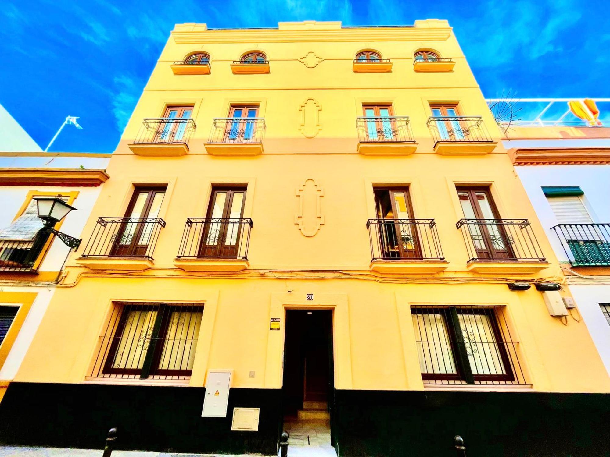 Click Triana Apartment Севілья Екстер'єр фото